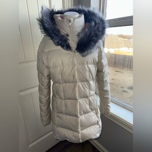 The North Face Women's Beige Puffer Jacket with Faux Fur Hood